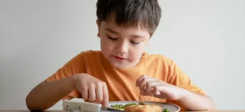 چرا مصرف تن ماهی برای کودکان ضروری است؟