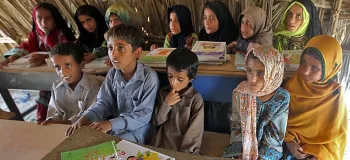 نامه تکان دهنده دانش آموز بلوچ برای پدر و مادرش !