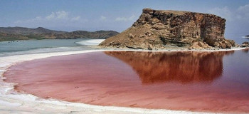 تصاویری زیبا از قرمزشدن رنگ آب دریاچه ارومیه