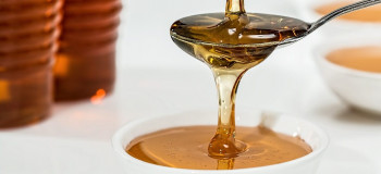 ترفندهای لازم برای اینکه عسل به قاشق نچسبد کدام است؟
