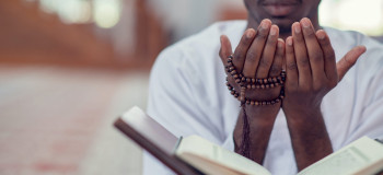 دعای شبور یا سمات چیست و چگونه خوانده میشود؟