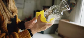 آبگز کاری شیشه چگونه انجام می شود ؟