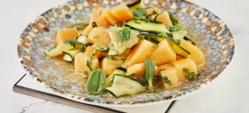 تایلندی ها چطور سالاد انبه را درست می کنند ؟