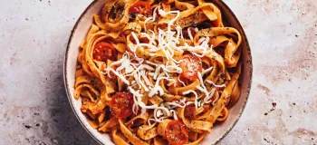 پاستا بلونز ایتالیایی؛ غذای ساده و فوری