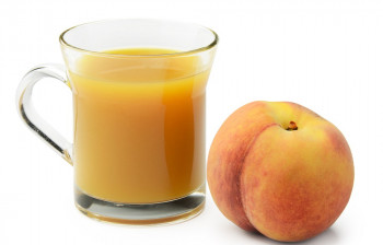 12 خاصیت شگفت انگیز آب هلو