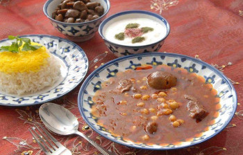 طرز تهیه خـورش نخود آله غذای کاشانی