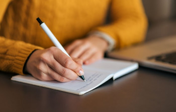 چطور به بهترین شکل ممکن یادداشت برداری کنیم؟