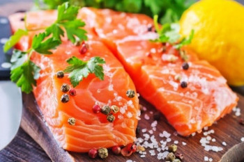 ماهی سالمون و ۸ خاصیت بی نظیر این ماهی برای سلامت بدن