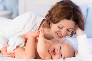 رفع نفخ شیر مادر،راهنمای کامل برای رفع نفخ شیر مادر