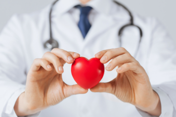 پریکاردیت (التهاب و تورم غشای دور قلب): درمان، علائم و علت