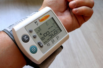 لیست قیمت دستگاه فشار سنج خون