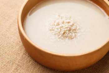آب برنج برای مو چه فایده ای دارد؟