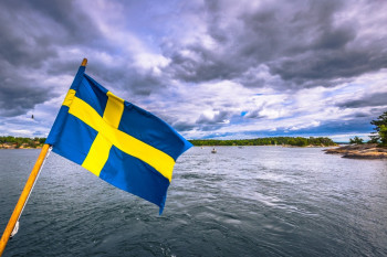 فرایند اخذ اقامت سوئد از طریق ازدواج چگونه است ؟