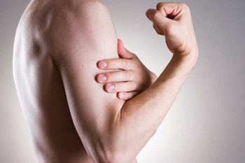 ۹ راهکار برای درمان خانگی تاندونیت بازو