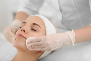 پاکسازی پوست / ۱۱ روش خانگی برای پاکسازی پوست