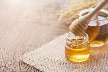 عسل دیابتی چیست ؟ آیا مناسب افراد دیابتی است ؟