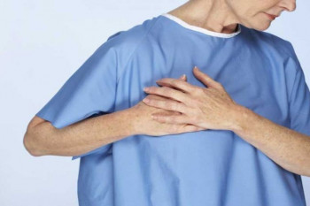 بررسی عوامل اصلی سوزش و درد سمت راست سینه