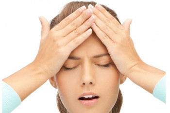 علت سر درد در ناحیه ی پیشانی چیست؟