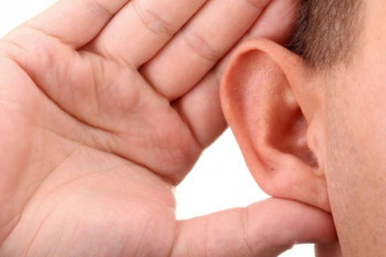 سکته گوش چیست چه علائمی دارد و چگونه درمان میشود ؟