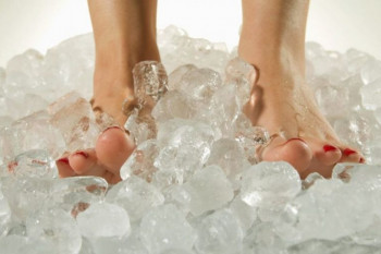 داغی کف پا : علت و راههای درمان داغ شدن کف پا چیست ؟