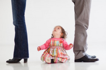 تاثیر طلاق والدین بر فرزندان در سنین مختلف چگونه خواهد بود ؟