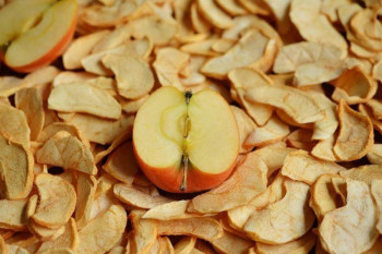 سیب خشک : خواص و مزیت های فوق العاده سیب خشک چیست ؟