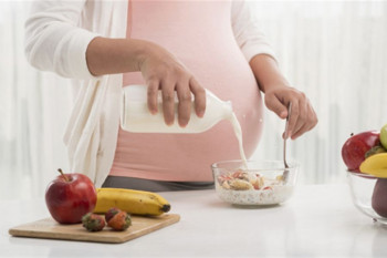 تاثیر تغذیه قبل از تخمک گذاری و بارداری در طب سنتی