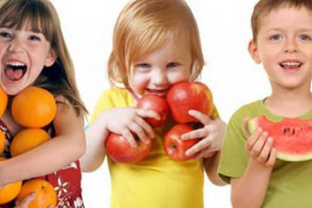 بهترین سن شروع میوه در کودکان چه سنی است ؟