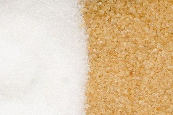 تفاوت بین شکر قهوه ای و شکر سفید در چیست ؟