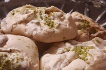 طرز تهیه کامل شیرینی پفکی گردویی