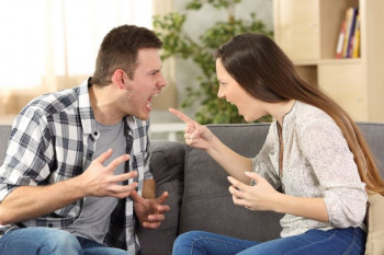 قذف چیست و چه مجازاتی دارد ؟