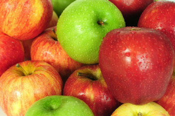 مضرات مصرف سیب گلاب چیست ؟