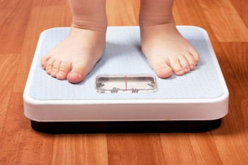 عوارض جبران ناپذیر چاقی در کودکان و راههای مقابله با این عارضه