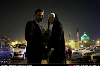تصاویر مراسم عقد زوج های جوان در آستان حضرت عبدالعظیم (ع)