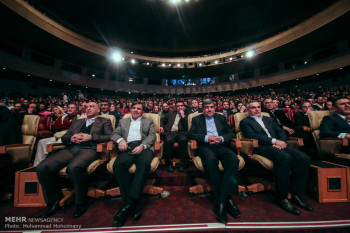 تصاویر مراسم اختتامیه سی و چهارمین جشنواره فیلم فجر