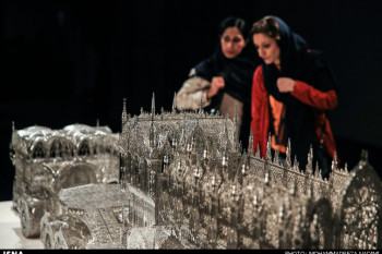 تصاویر افتتاح نمایشگاه آثار - - ویم دلووی - - در موزه هنر‌های معاصر تهران