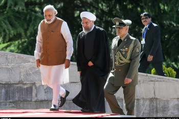 تصاویر استقبال رسمی حسن روحانی از نخست وزیر هند