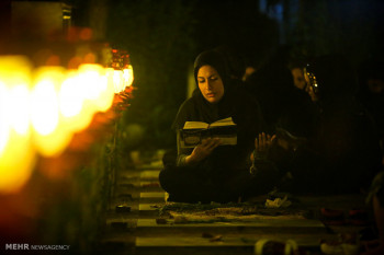 تصاویر مراسم احیای شب نوزدهم ماه مبارک رمضان در گلزار شهدای تهران