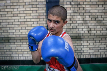 تصاویر رقابت‌های بوکس قهرمانی نونهالان کشور در همدان