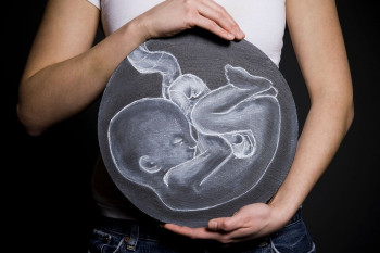 جنین چگونه با مزه ی مایع آمنیوتیک آشنا می شود؟