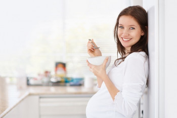 در رژیم غذایی ماه هفتم بارداری چه چیز هایی را باید بخورید؟