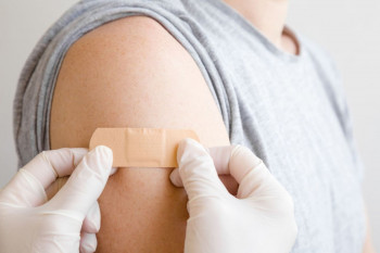 آیا تزریق واکسن کزاز درد دارد؟ 