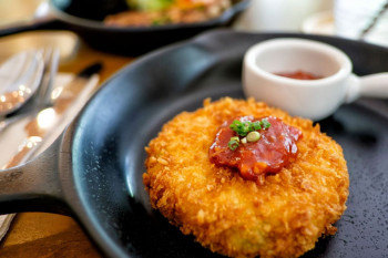 طرز تهیه کوکو جو پرک ساده رژیمی با طعم بسیار عالی