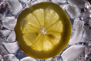 جالب ترین مزیت لیمو ترش منجمد که از آن بی اطلاع هستید!