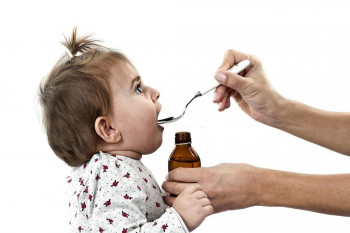 آیا شربت رانیتیدین (زانتاک) برای نوزادان بی خطر است؟