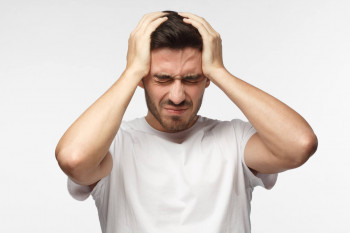 هر آنچه باید در مورد تبخال مغزی بدانید