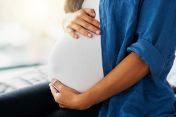 تاثیر تمرینات آبی در دوران بارداری بر روی مادر و جنین
