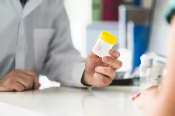 بررسی علل وجود خلط در مدفوع