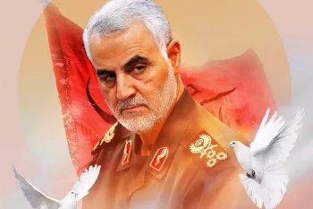 ۳۰ پوستر از سردار شهید قاسم سلیمانی با کیفیت بالا