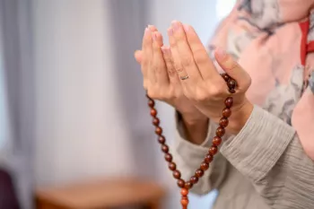 فرق بین واجبات و ارکان نماز در چیست؟